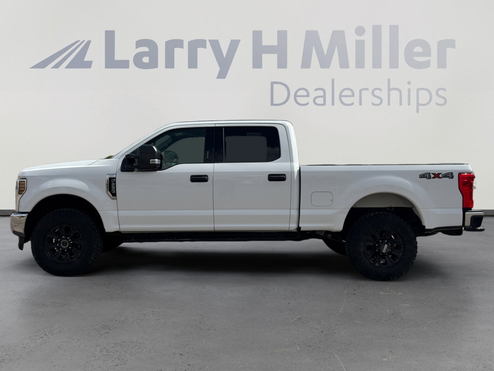 Used 2018 Ford F250 XLT AWD/4WD image 3