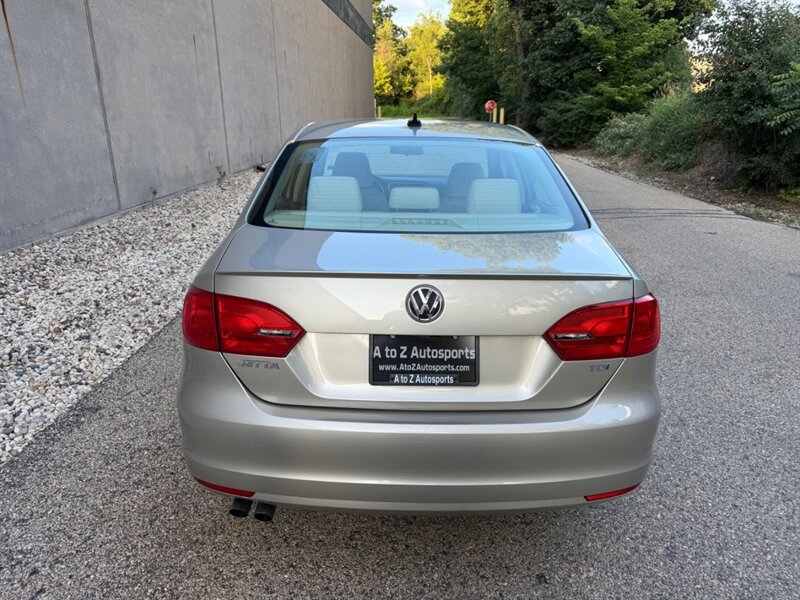 Used 2014 Volkswagen Jetta TDI FWD image 11