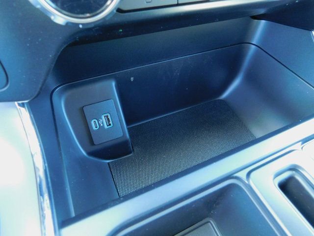 New 2024 Ford F150 XLT w/ Equipment Group 302A MID image 26