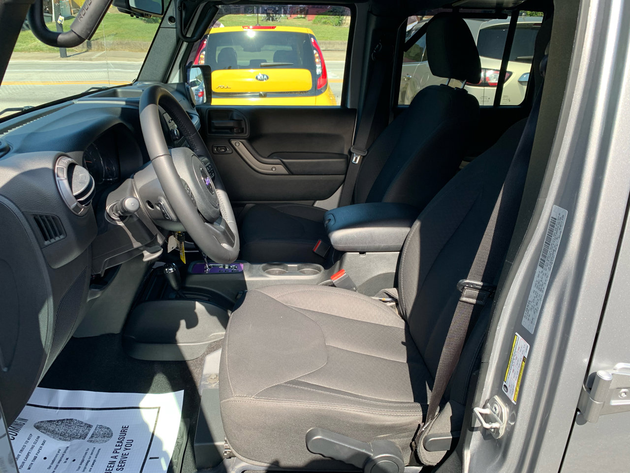 Used 2018 Jeep Wrangler Unlimited Sport S image 12