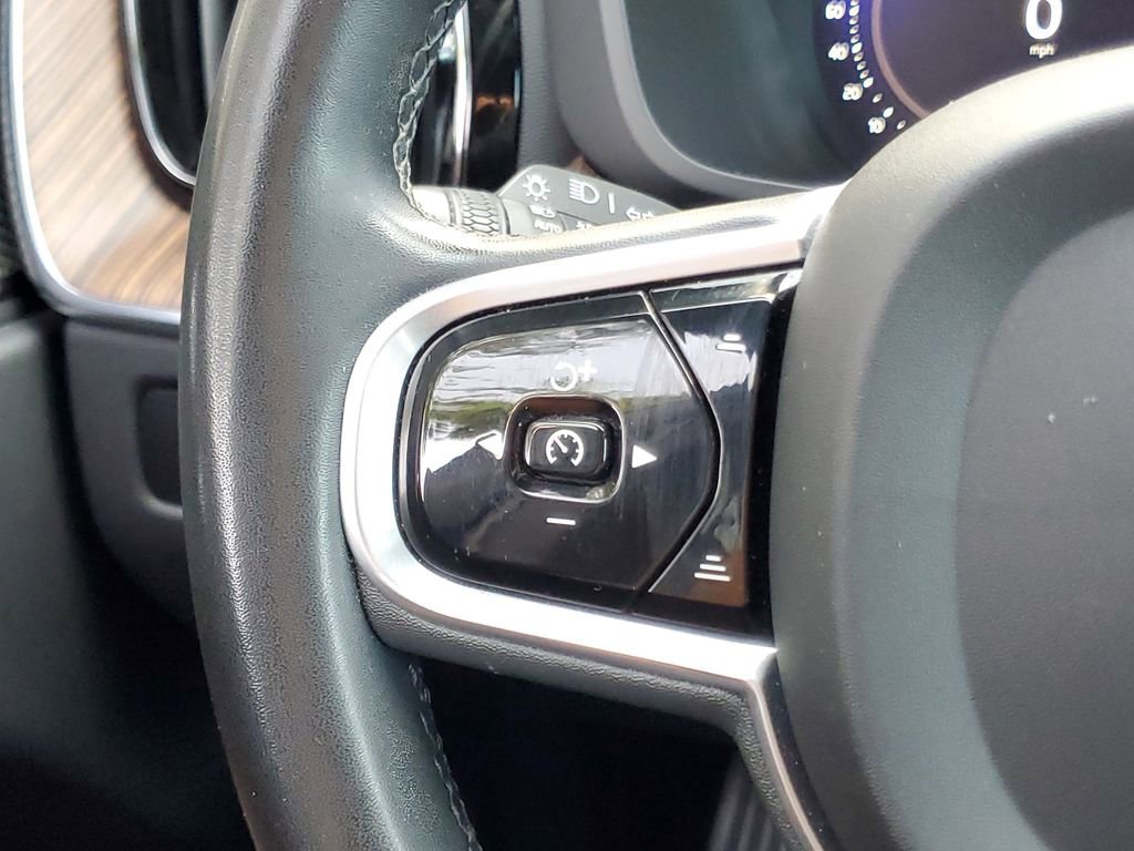 Certified 2023 Volvo XC60 T8 Plus w/ Protection Package Premier AWD/4WD image 21