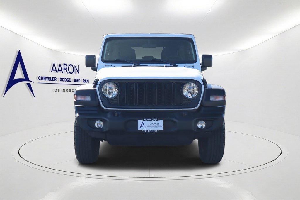 Used 2025 Jeep Wrangler Unlimited Sport AWD/4WD image 2