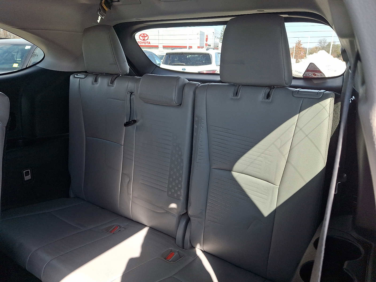 Certified 2022 Toyota Highlander XLE image 14