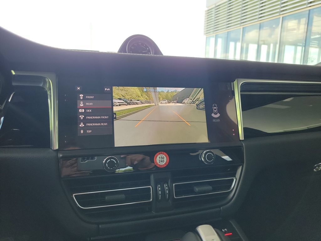 New 2026 Porsche Macan AWD/4WD image 28