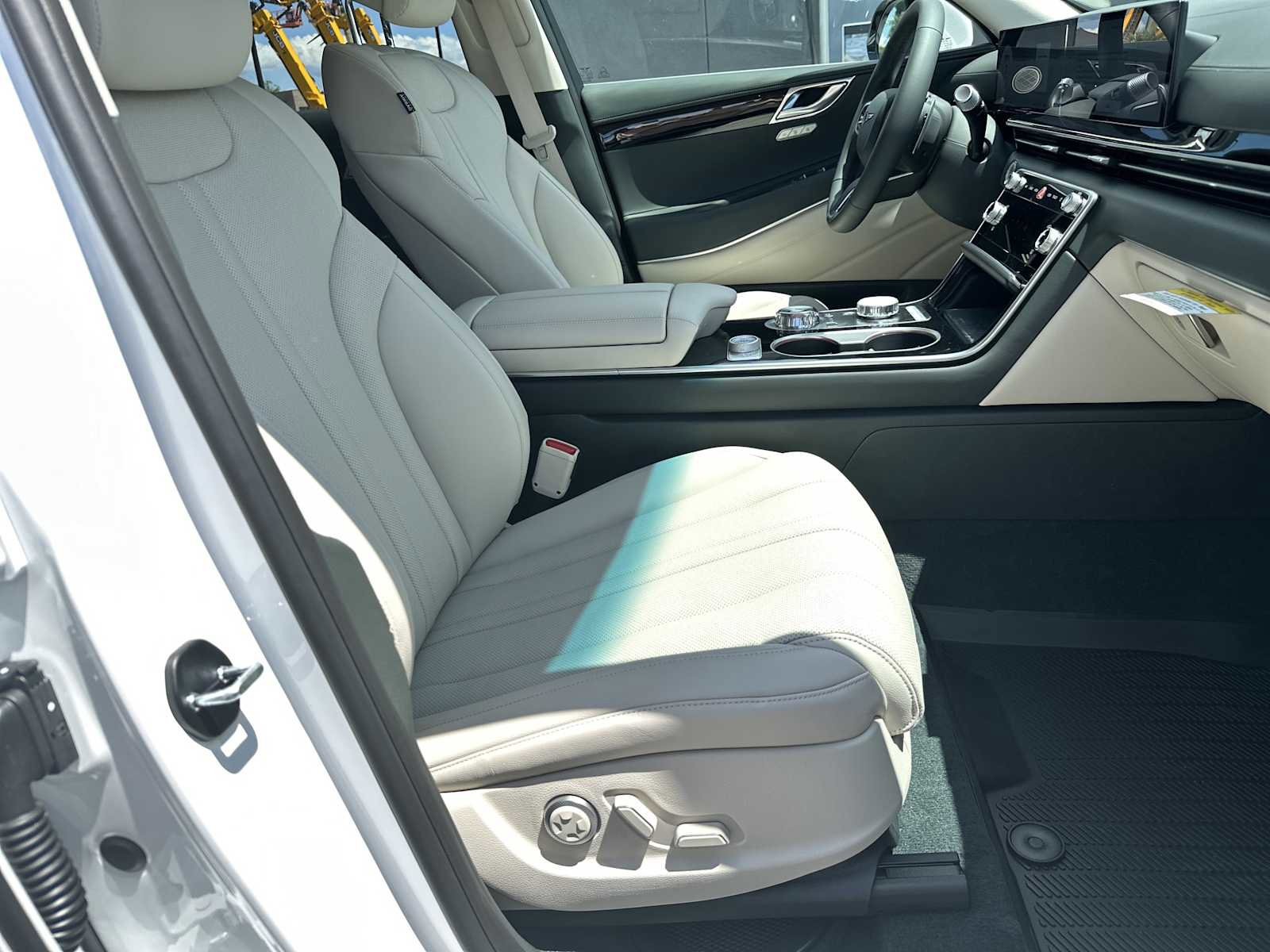 New 2026 Genesis GV80 2.5T AWD/4WD image 28