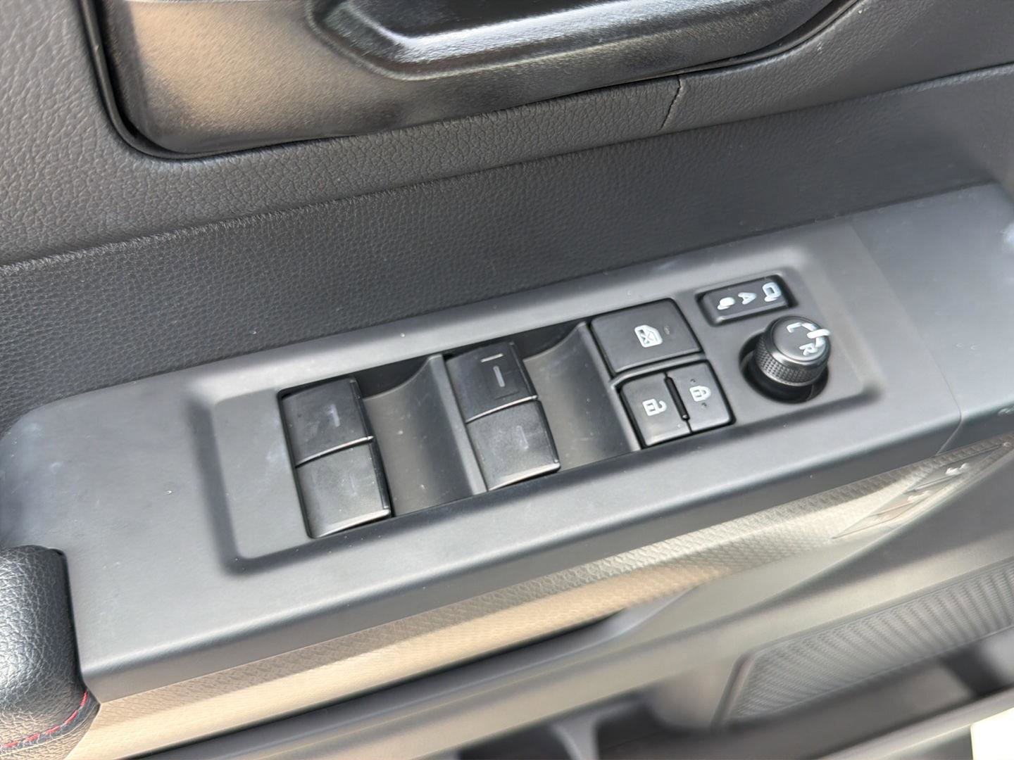 Used 2025 Toyota Tundra TRD Pro AWD/4WD image 16