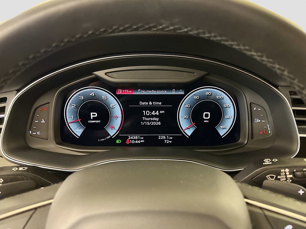 Certified 2022 Audi Q8 Premium Plus image 10