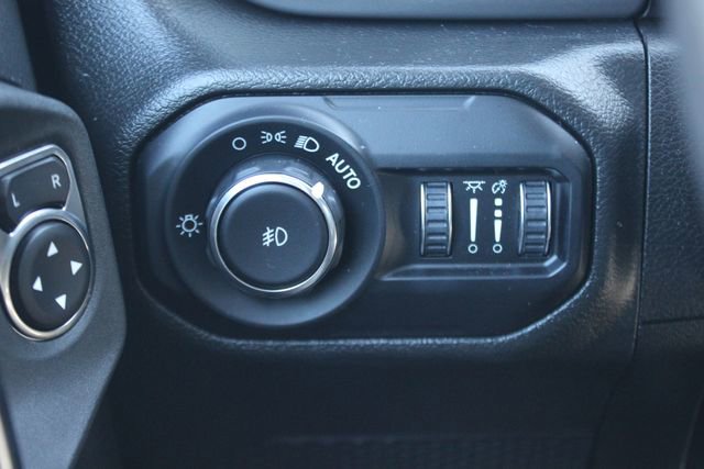 Used 2022 Jeep Wrangler Sport S image 17