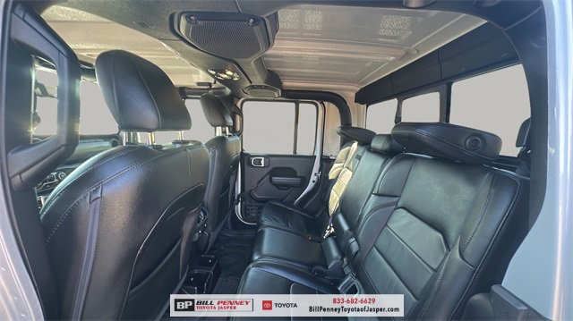 Used 2023 Jeep Gladiator Willys image 12