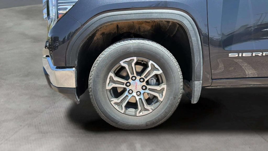 Used 2026 GMC Sierra 1500 SLT RWD image 15