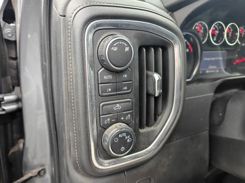 Used 2019 Chevrolet Silverado 1500 LT w/ All-Star Edition AWD/4WD image 9