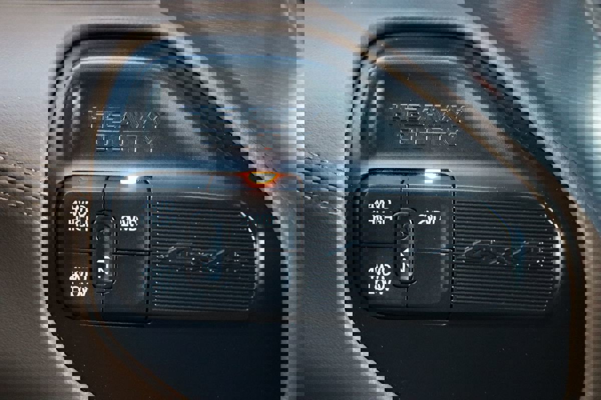 Used 2020 RAM 3500 Limited image 21