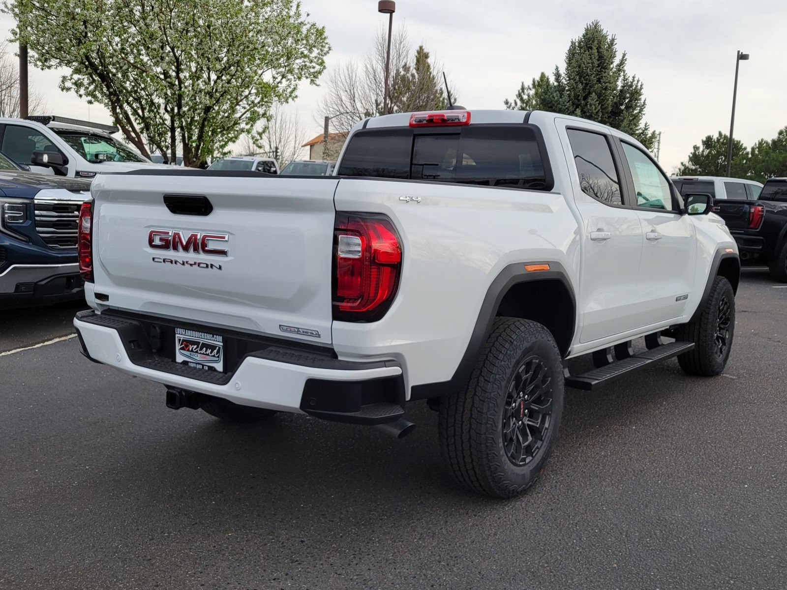 New 2026 GMC Canyon Elevation w/ Technology Package AWD/4WD image 3