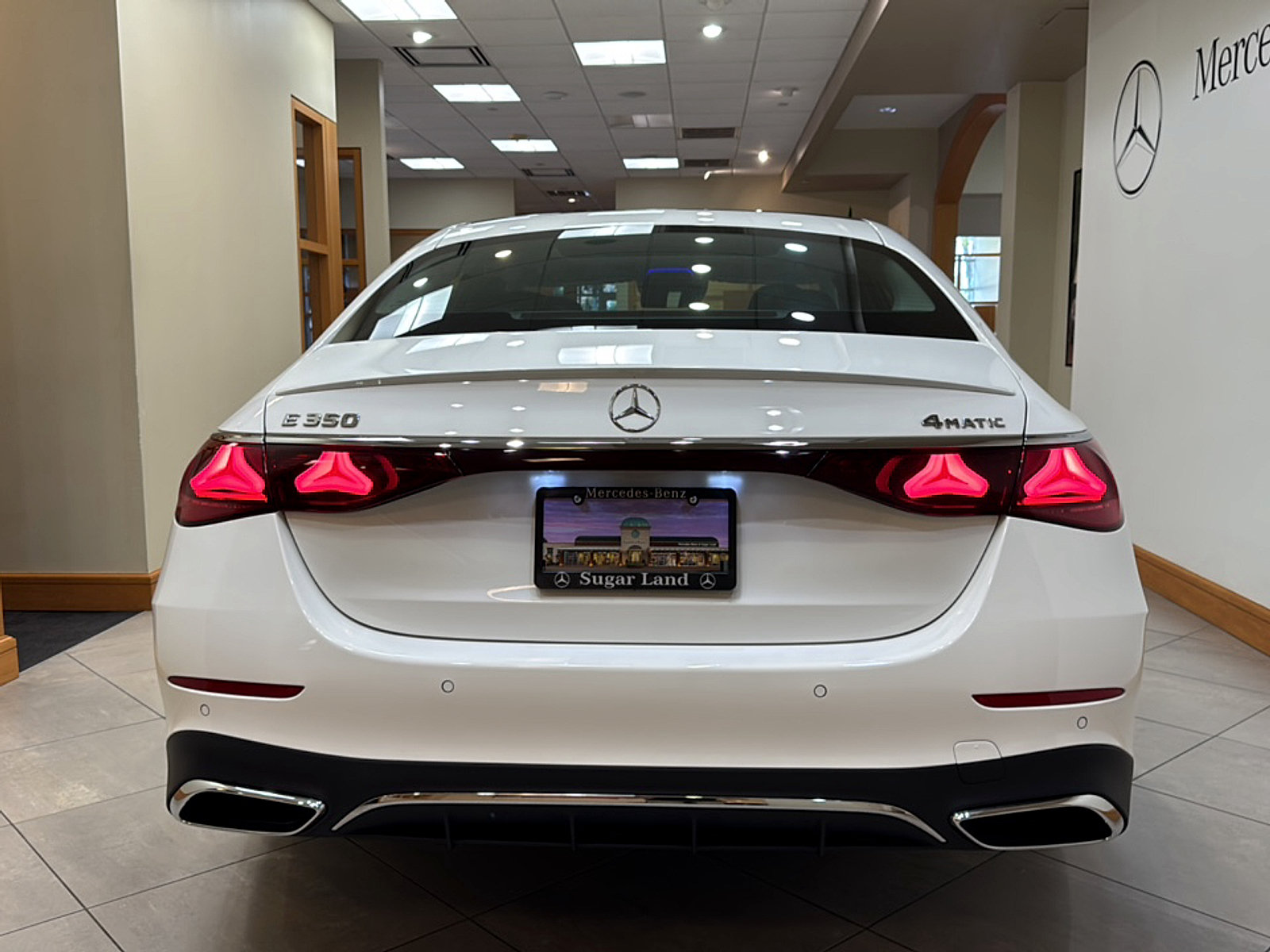 Certified 2025 Mercedes-Benz E 350 4MATIC Sedan image 5
