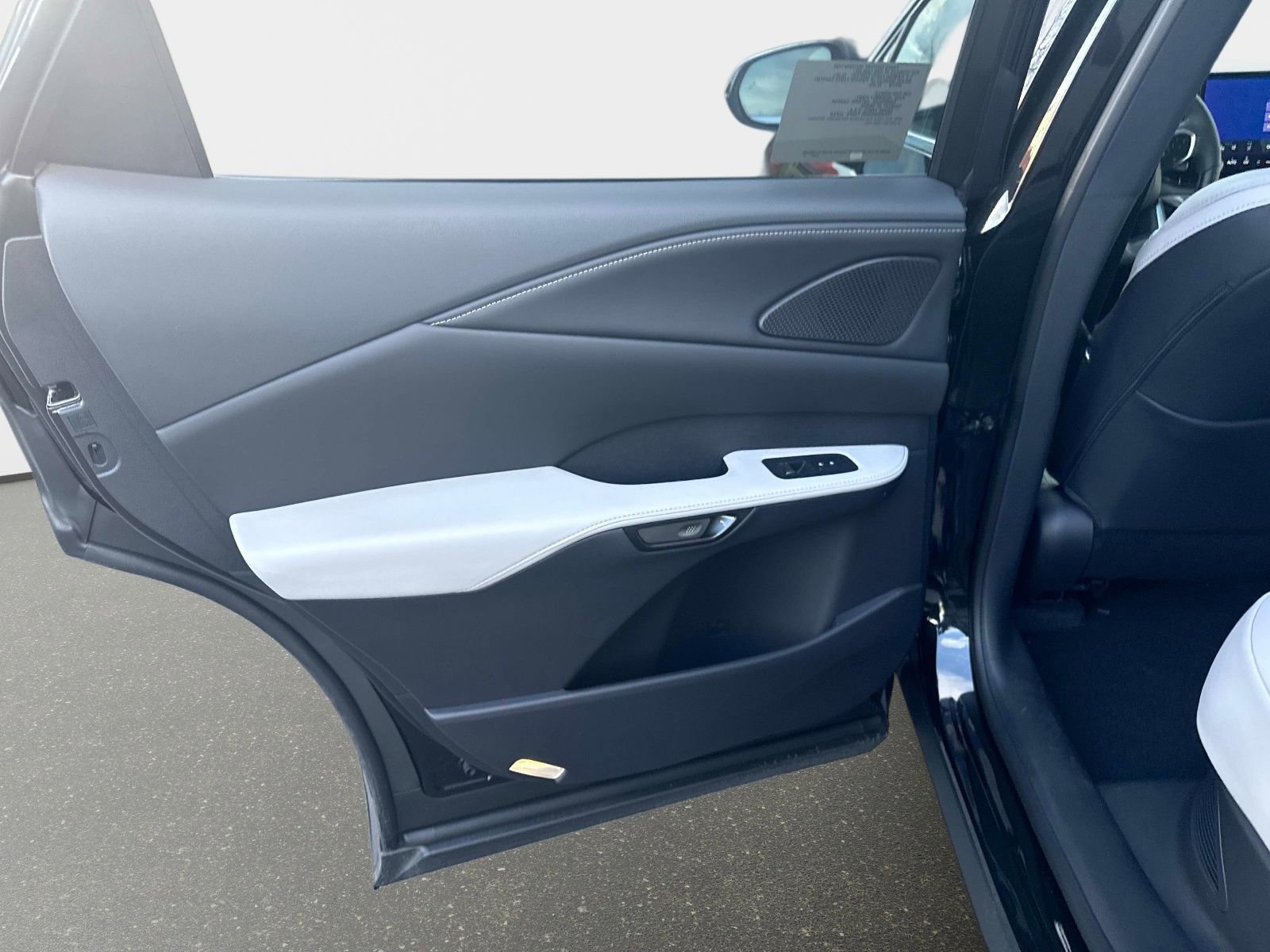 New 2026 Lexus RX 350 image 11