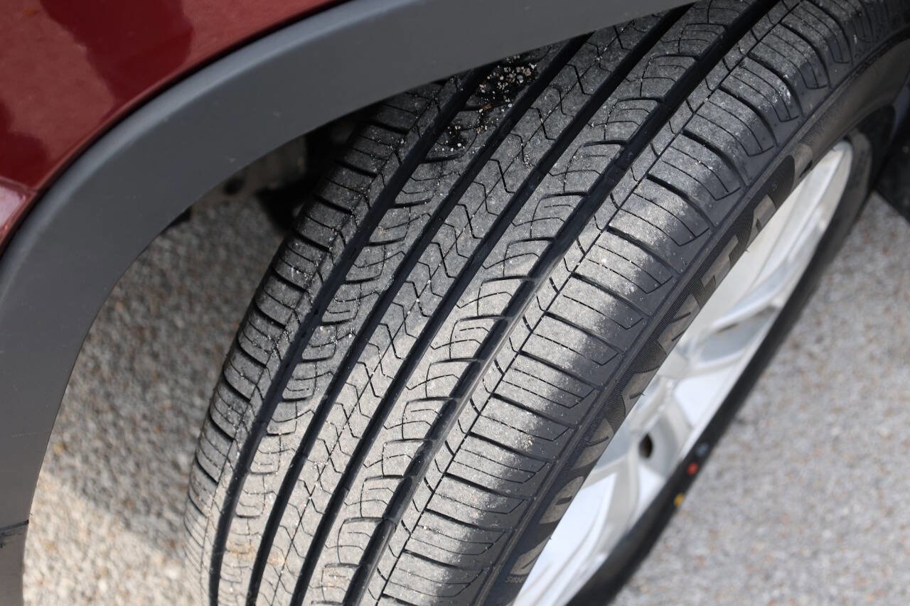 Used 2021 Jeep Cherokee Latitude image 23