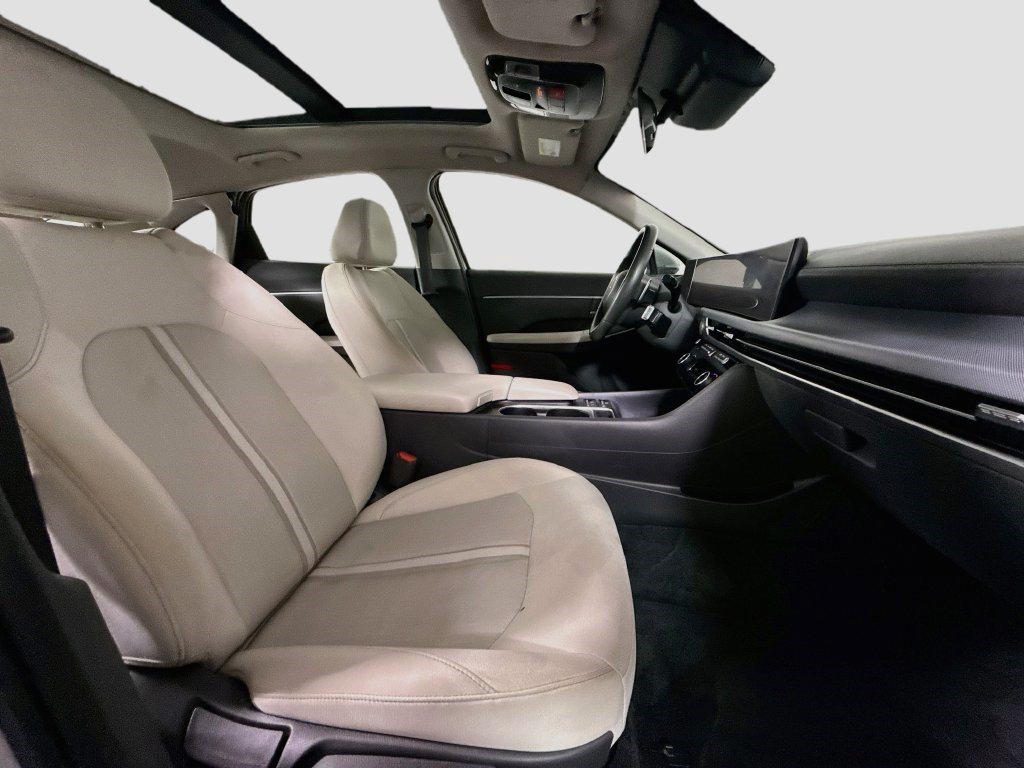 Used 2024 Hyundai Sonata SEL w/ Convenience Package FWD image 28