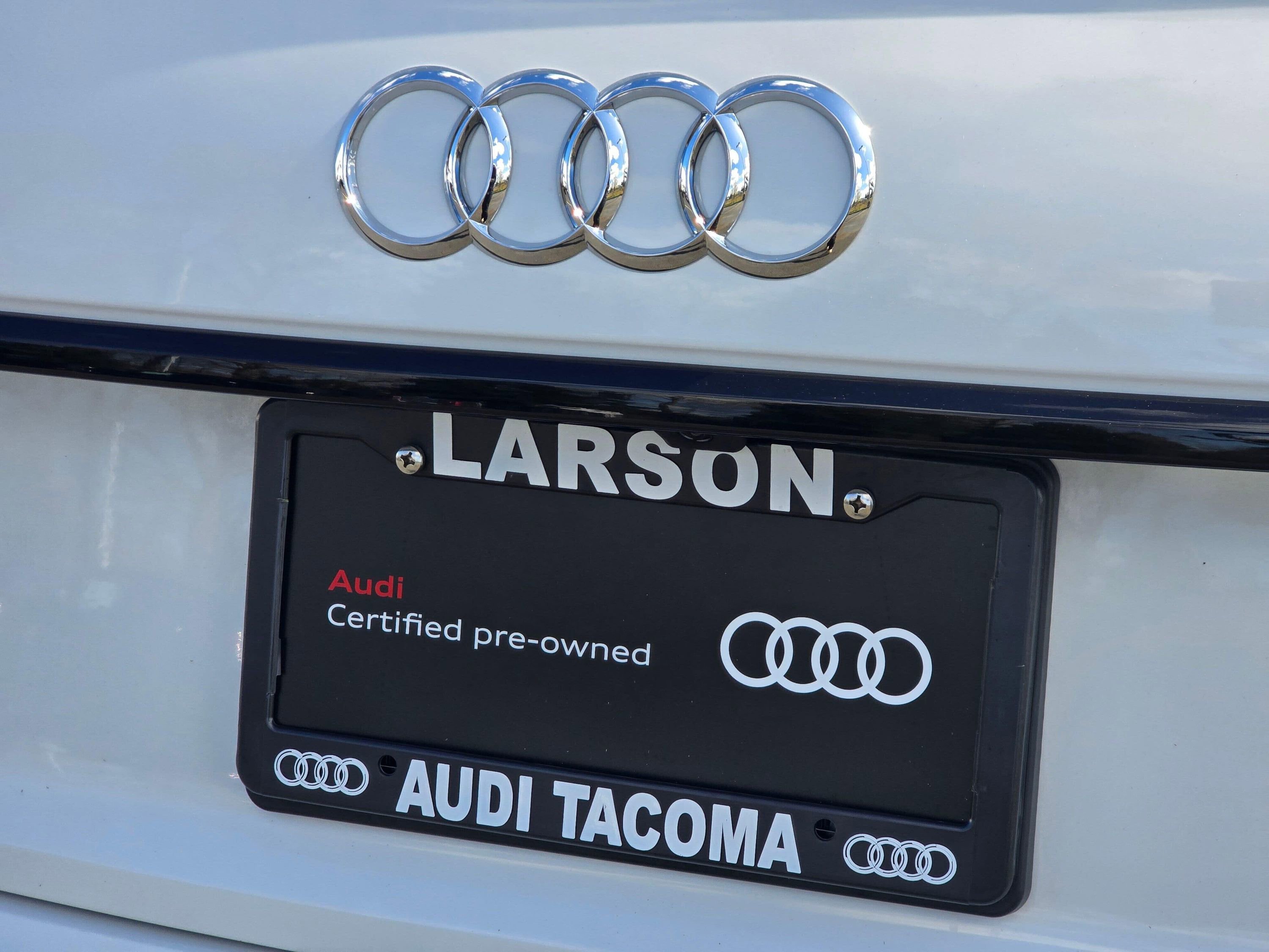 Certified 2025 Audi Q5 2.0T Premium w/ Convenience Plus Package image 34