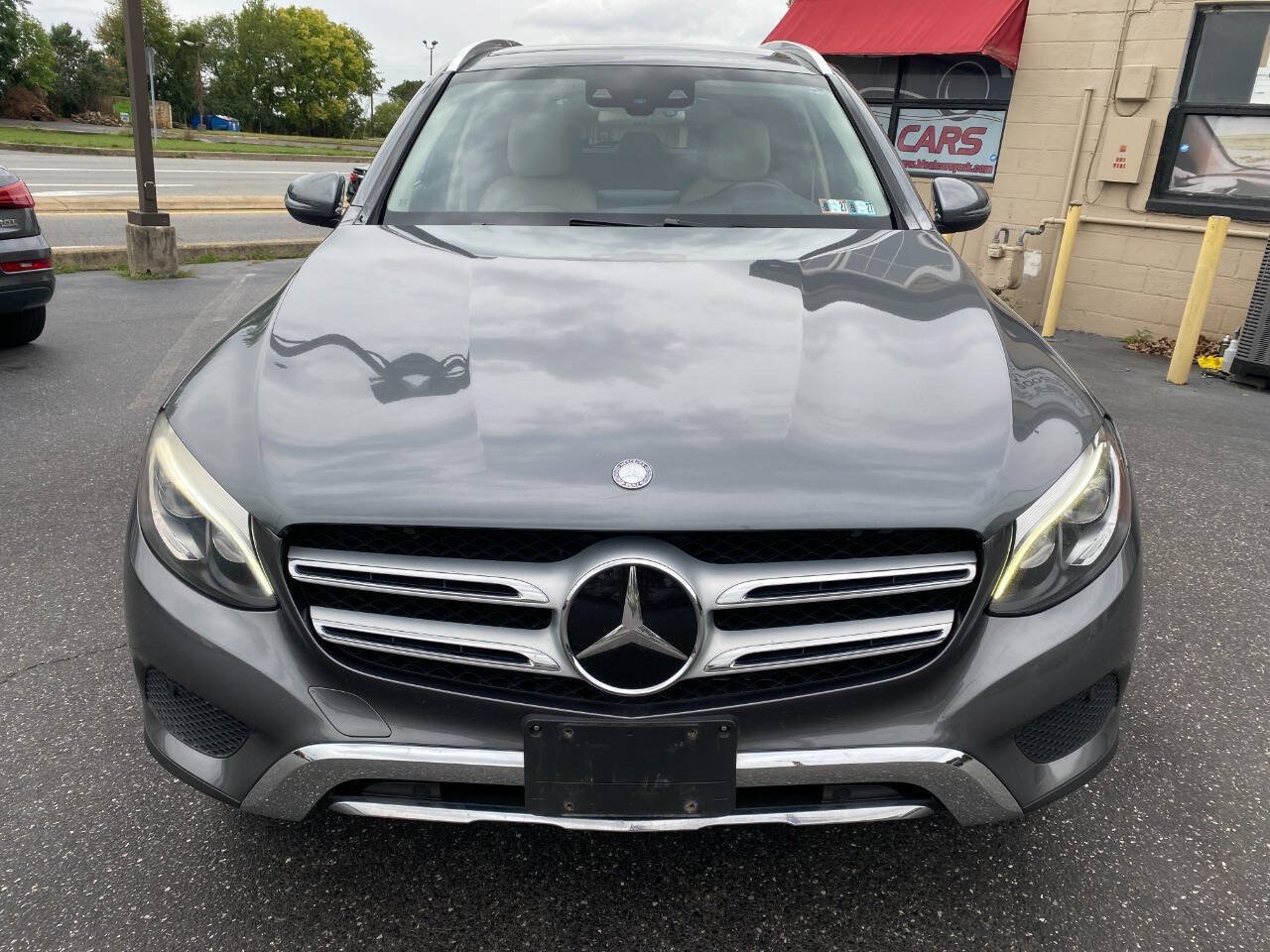 Used 2016 Mercedes-Benz GLC 300 4MATIC image 8