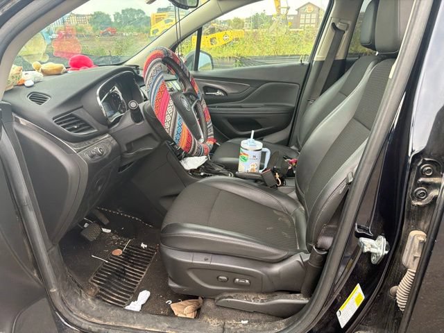 Used 2022 Buick Encore Preferred AWD/4WD image 9