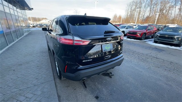 Used 2020 Ford Edge SE image 6