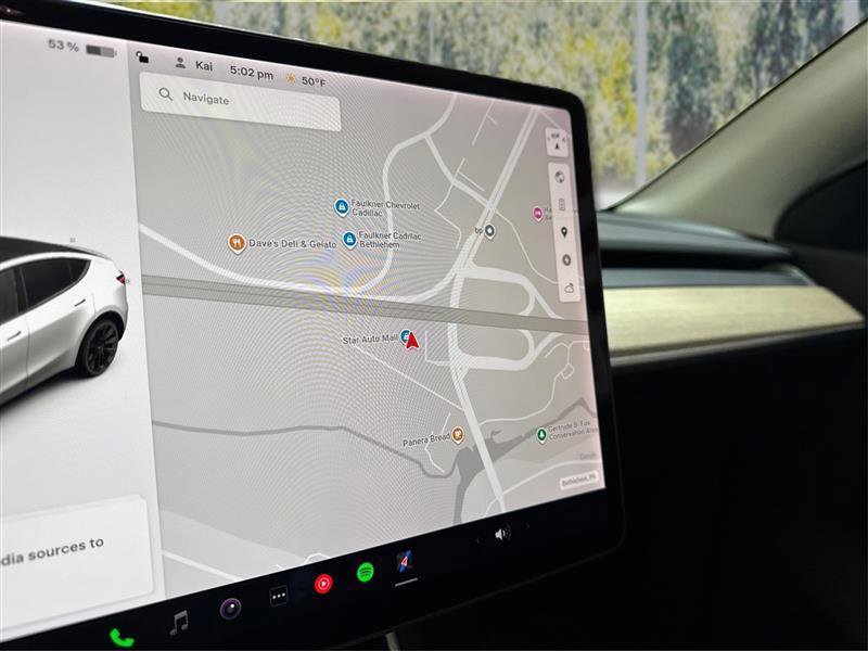 Used 2020 Tesla Model Y Long Range image 23