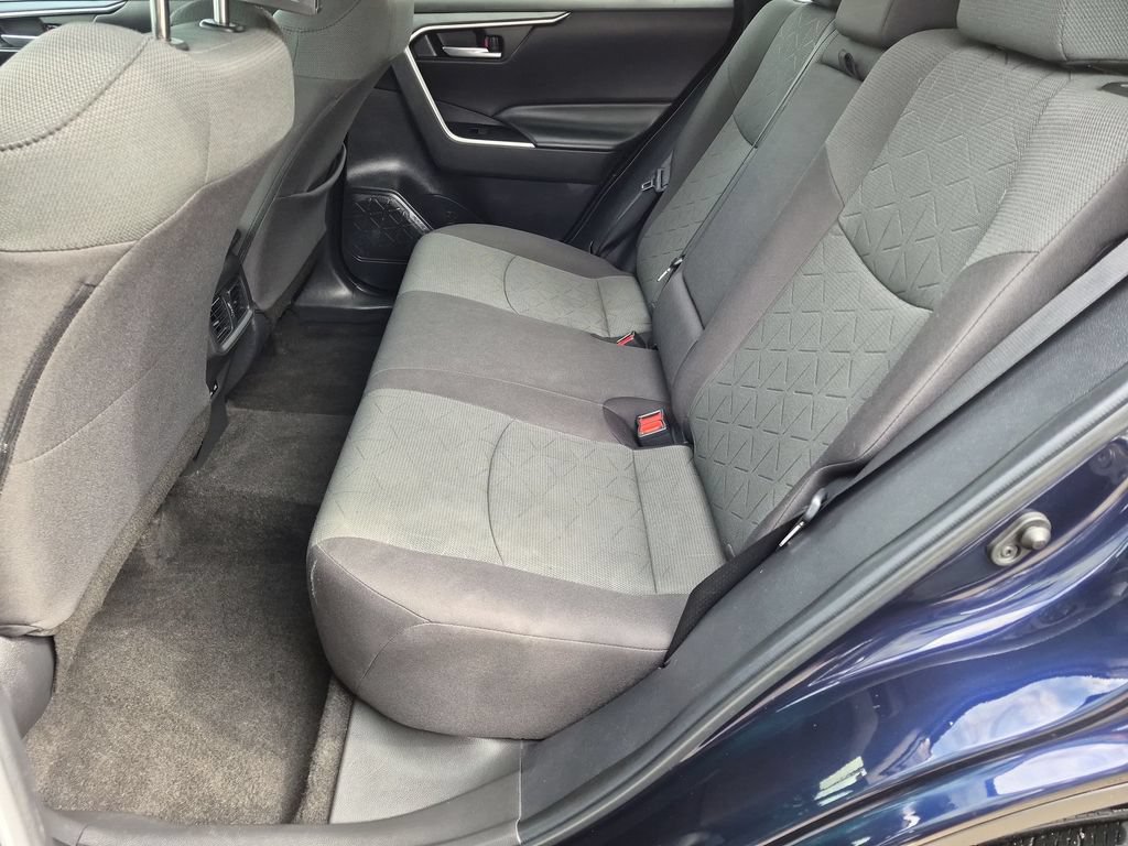 Used 2023 Toyota RAV4 XLE AWD/4WD image 28