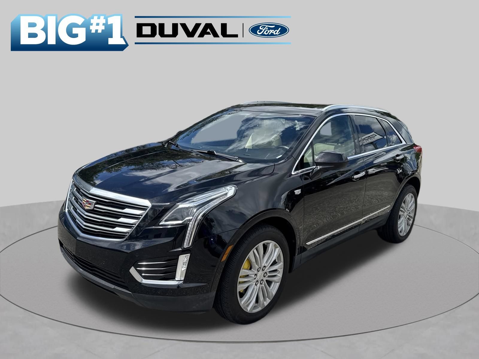 Used 2018 Cadillac XT5 Premium Luxury FWD image 3