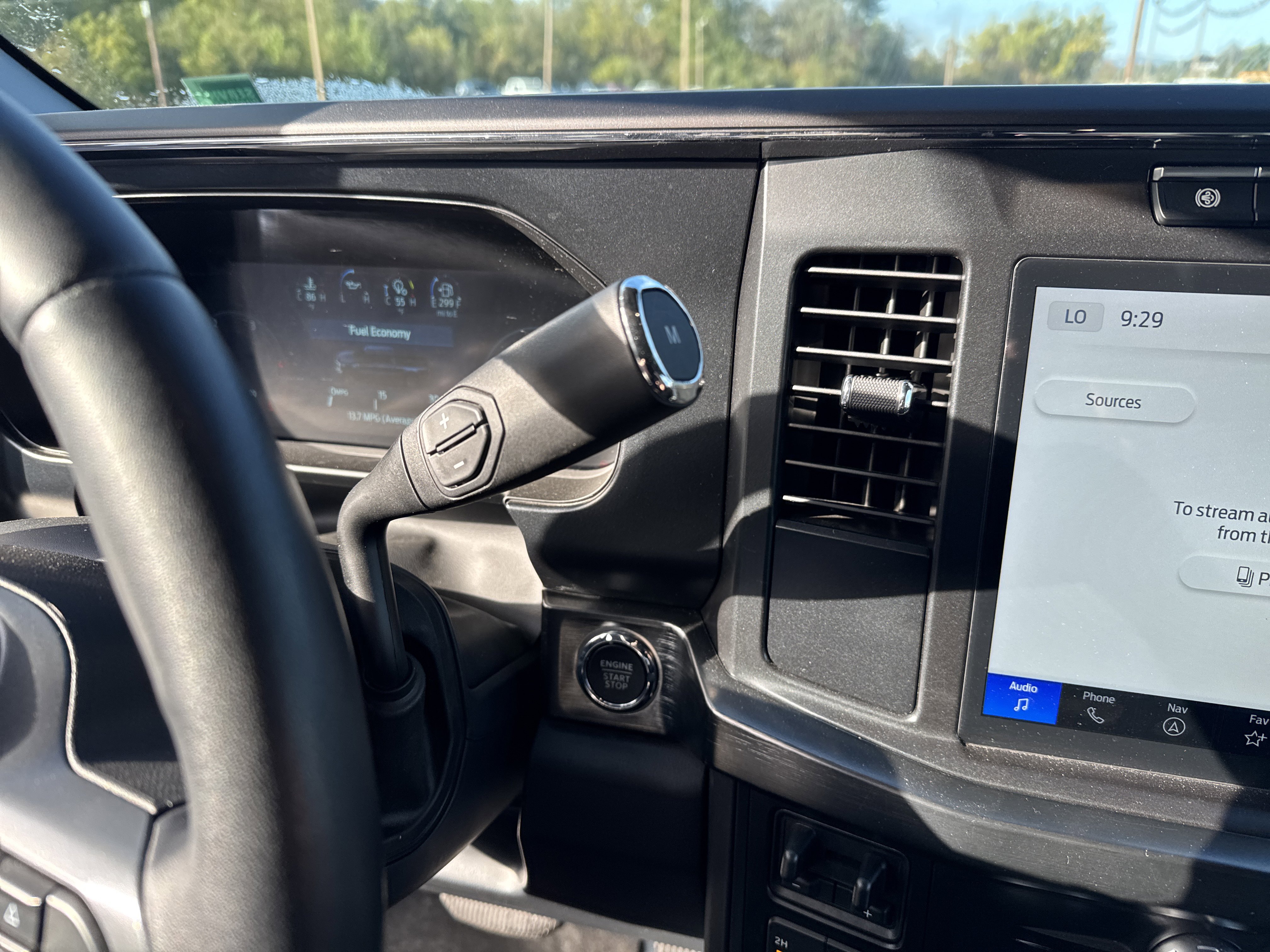 Used 2024 Ford F350 Lariat w/ Camper Package image 24