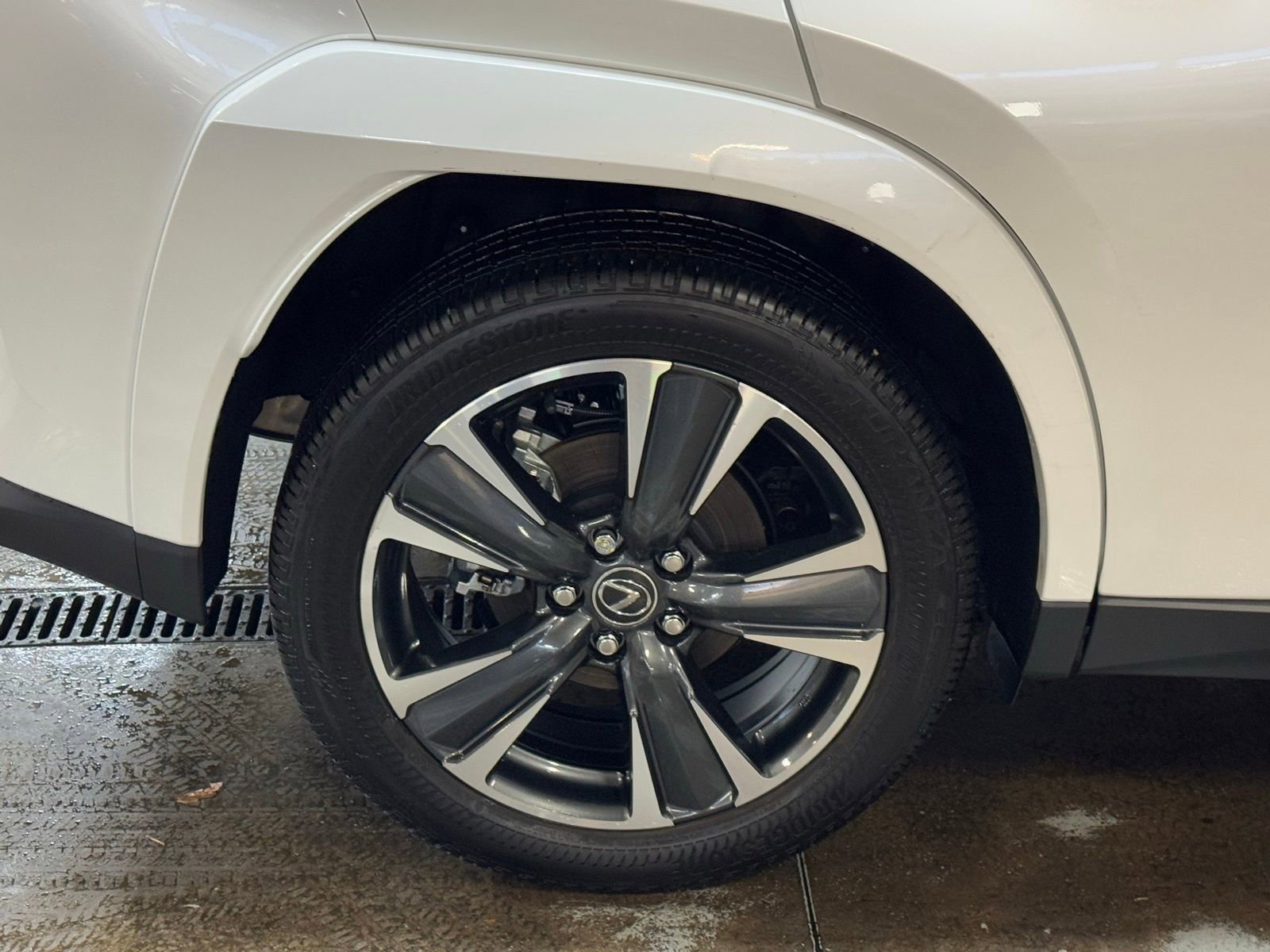 Used 2025 Lexus UX 300h AWD image 56