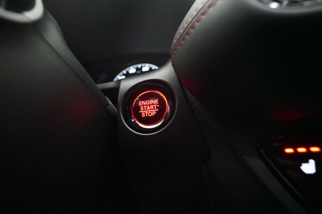 Certified 2025 Honda HR-V Sport image 30