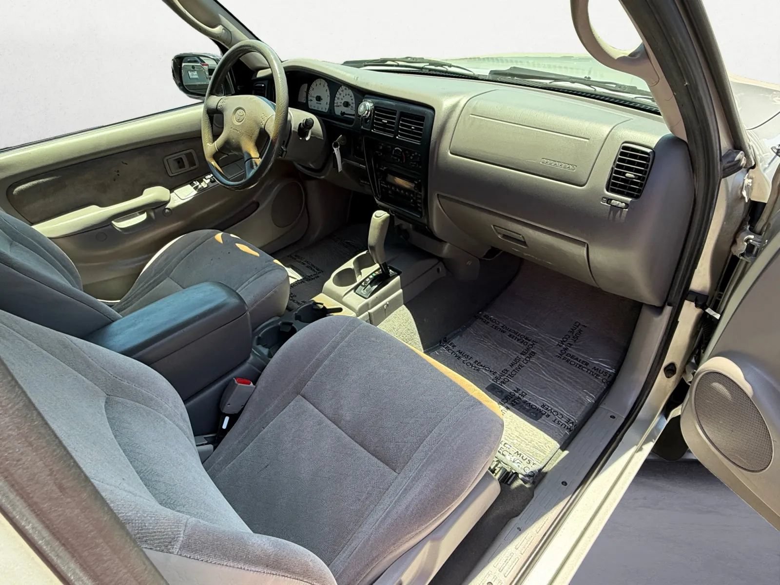 Used 2004 Toyota Tacoma 2WD Xtracab w/ Convenience Pkg image 23