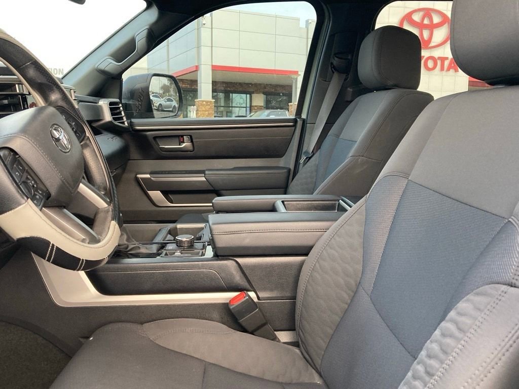 Used 2025 Toyota Tundra SR5 image 9
