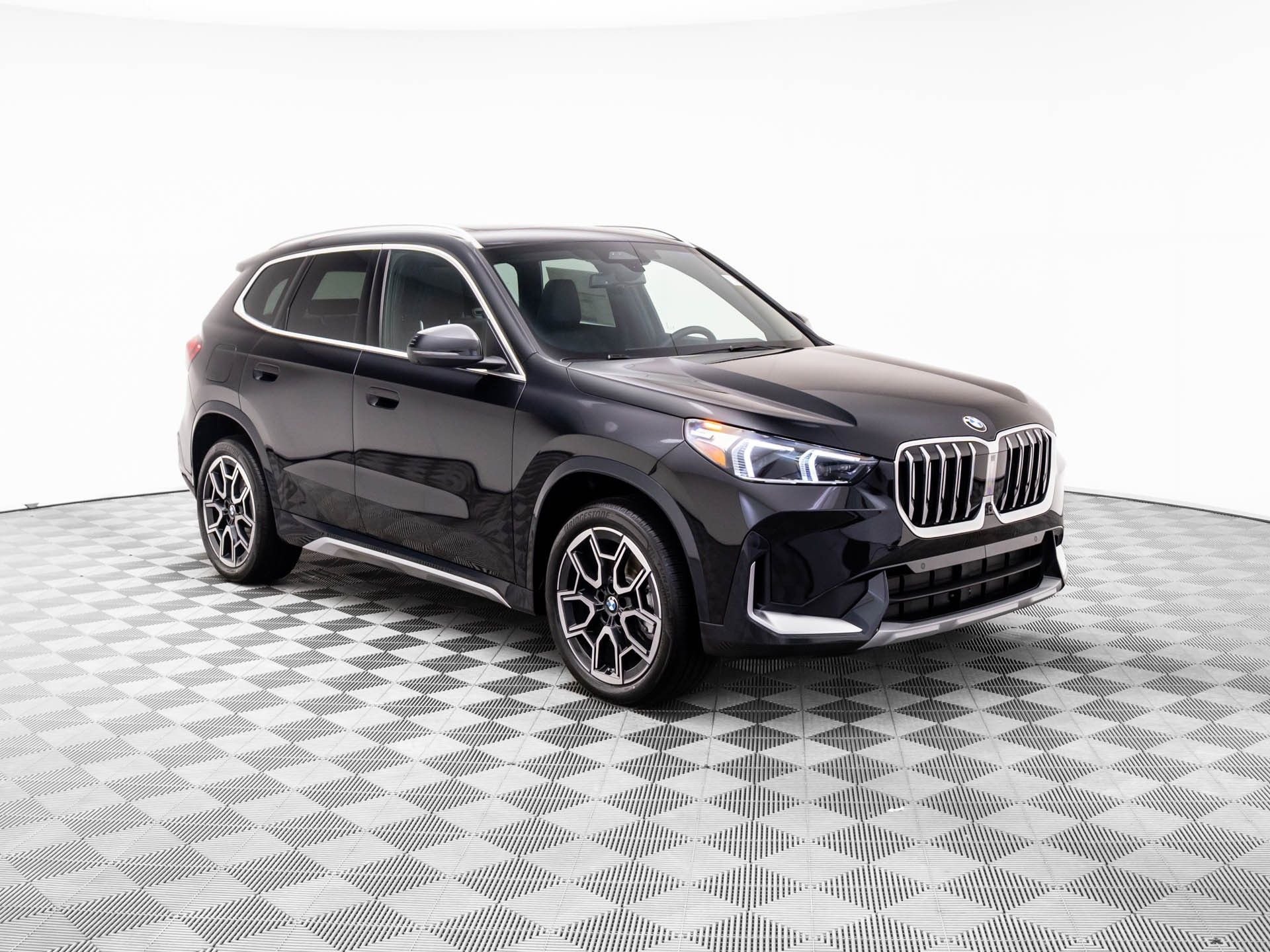 New 2026 BMW X1 xDrive28i w/ Convenience Package AWD/4WD image 8