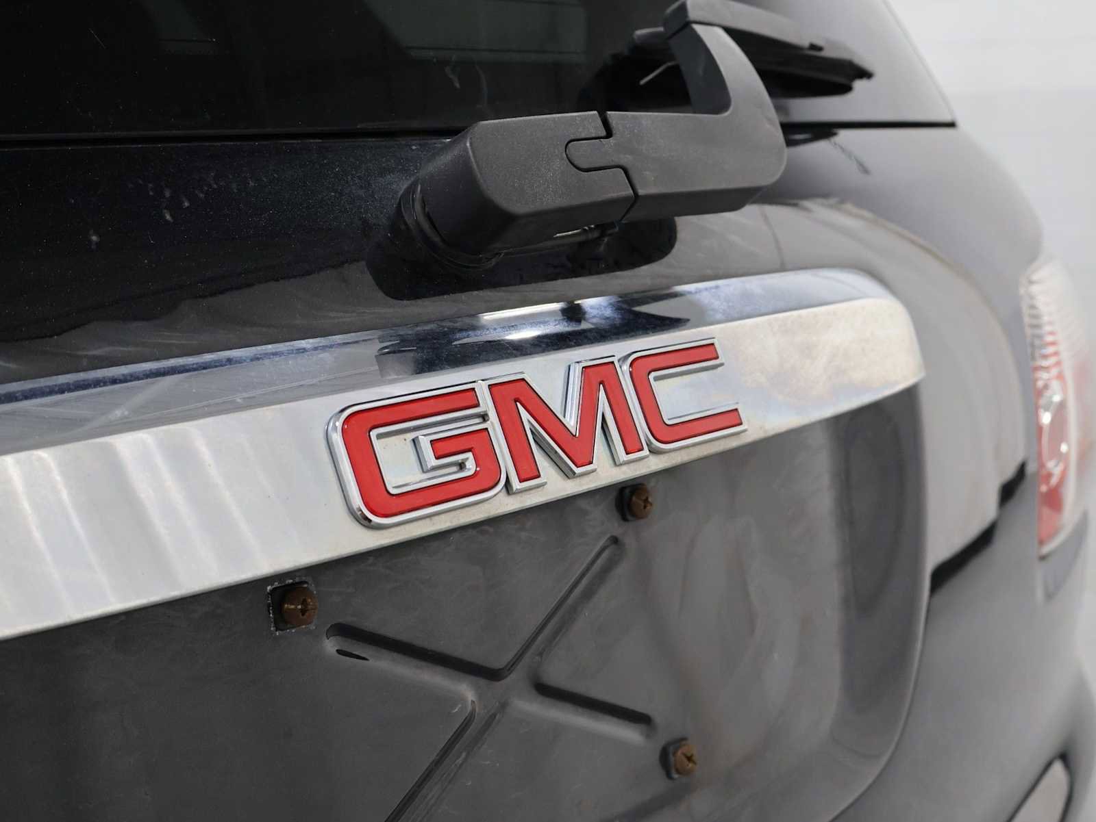 Used 2012 GMC Acadia SL w/ Preferred Package FWD image 8