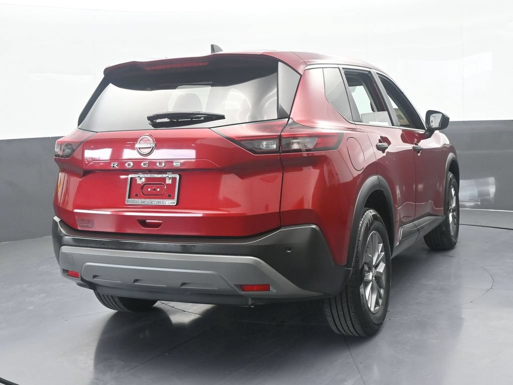 Used 2023 Nissan Rogue S FWD image 5