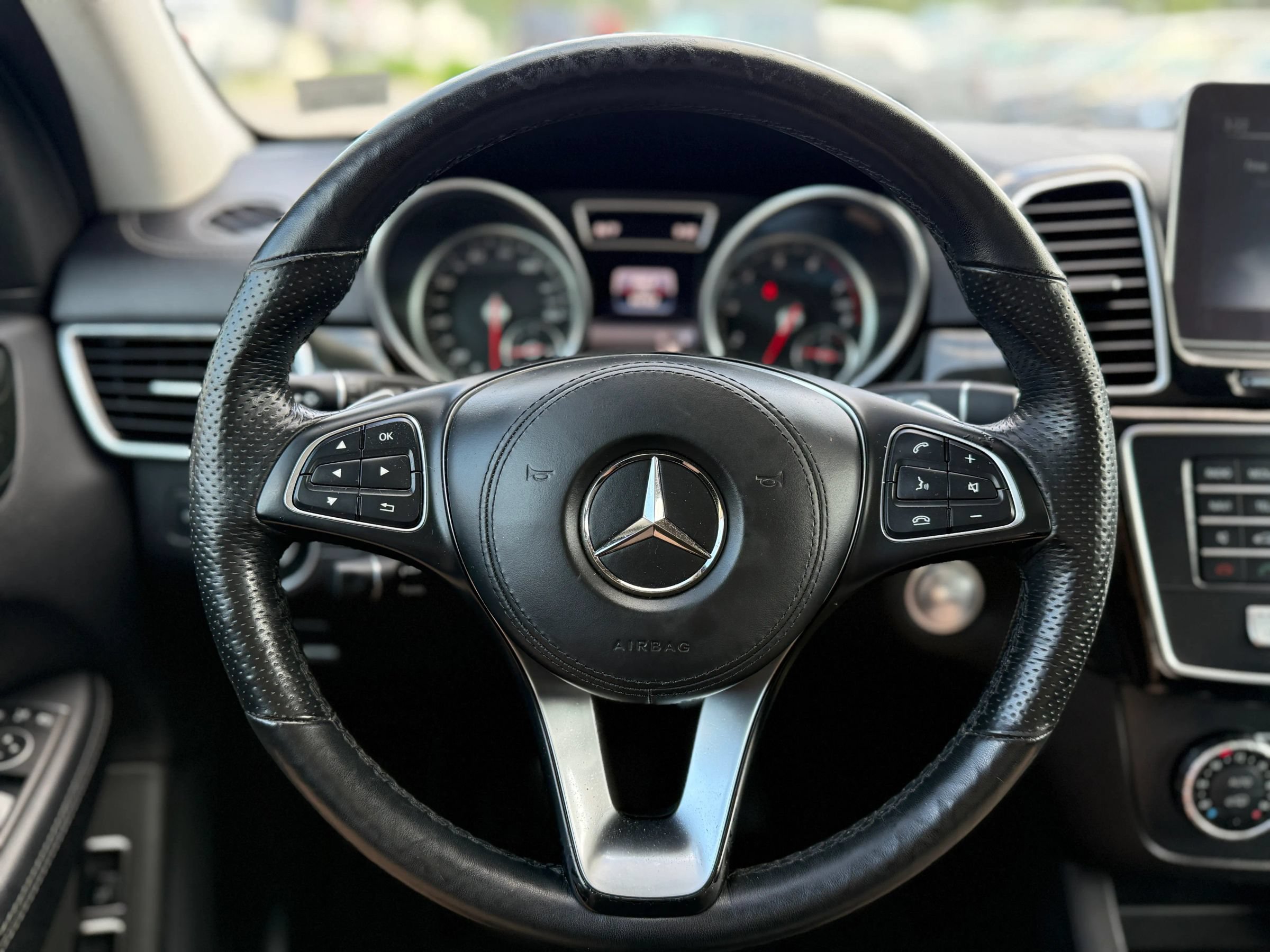 Used 2019 Mercedes-Benz GLS 450 4MATIC image 23