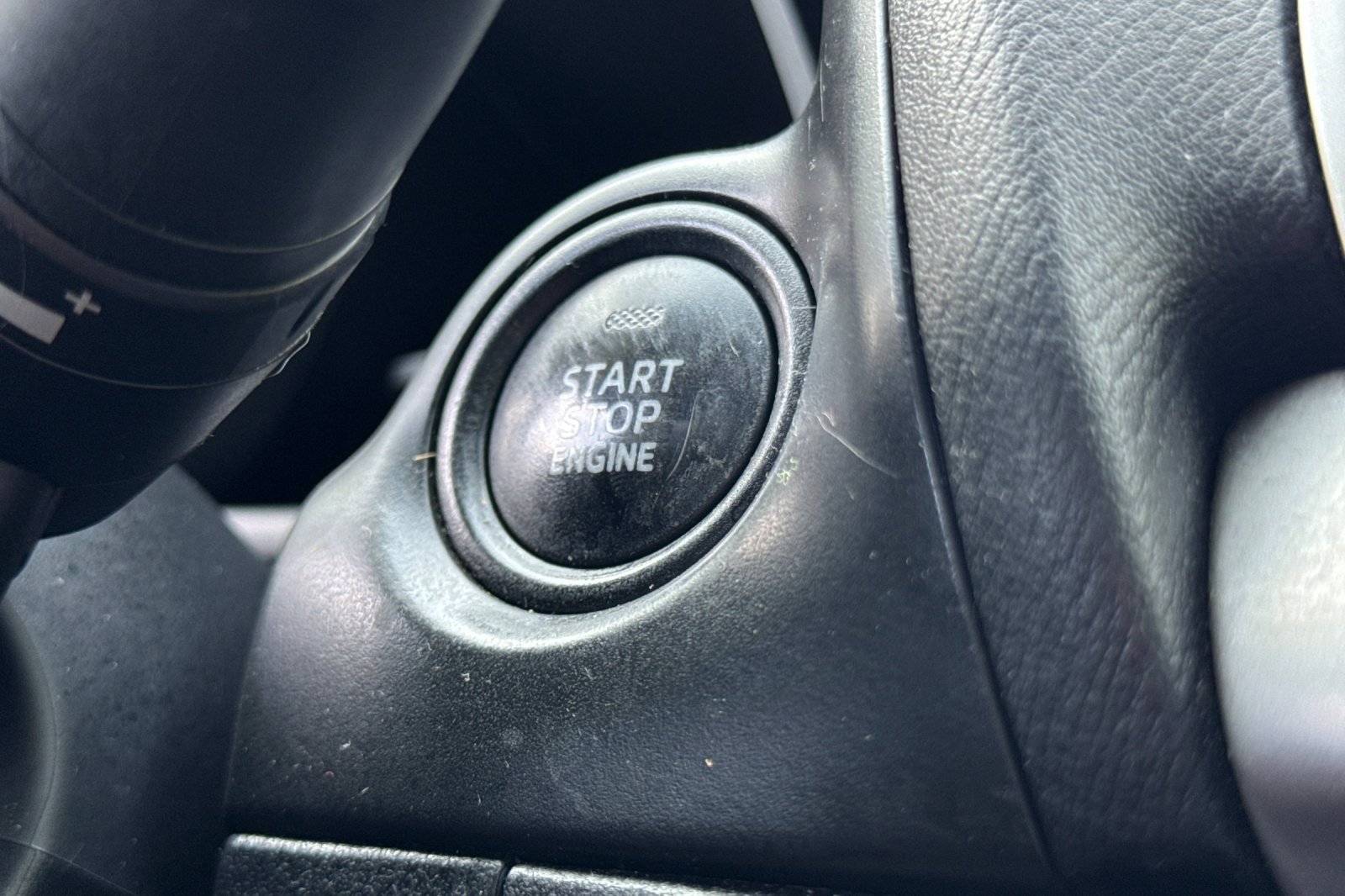 Used 2017 MAZDA MAZDA3 Touring FWD image 17