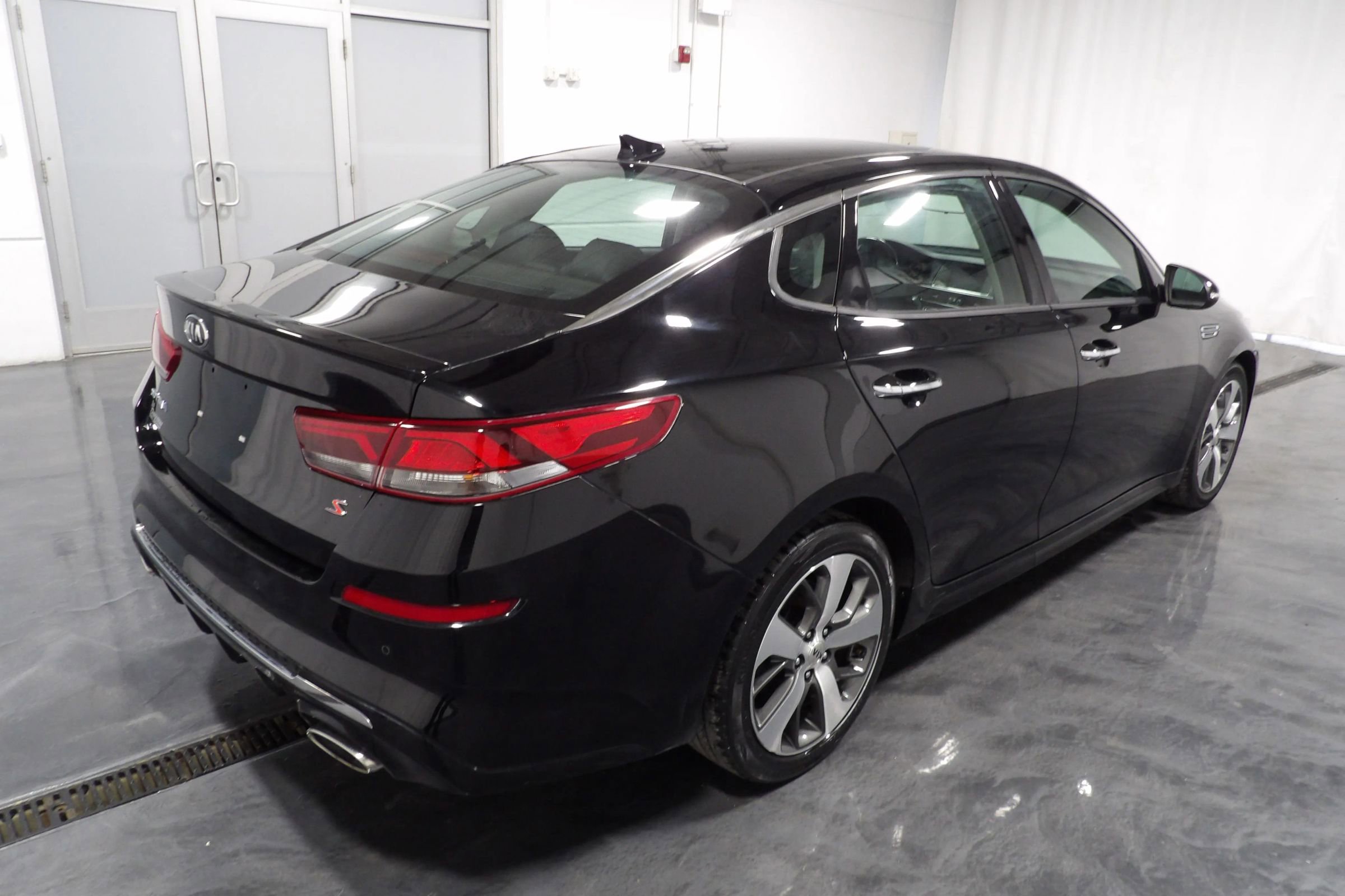 Used 2020 Kia Optima S w/ S Panoramic Sunroof Package image 4