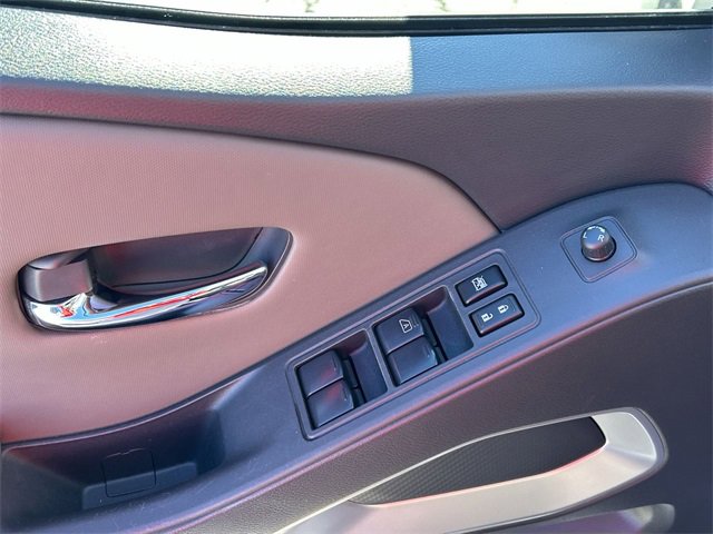 Certified 2022 Nissan Frontier SV w/ Technology Package image 16