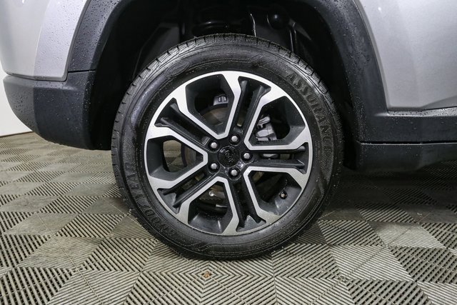 Used 2022 Jeep Compass Limited w/ Sun and Sound Group image 16