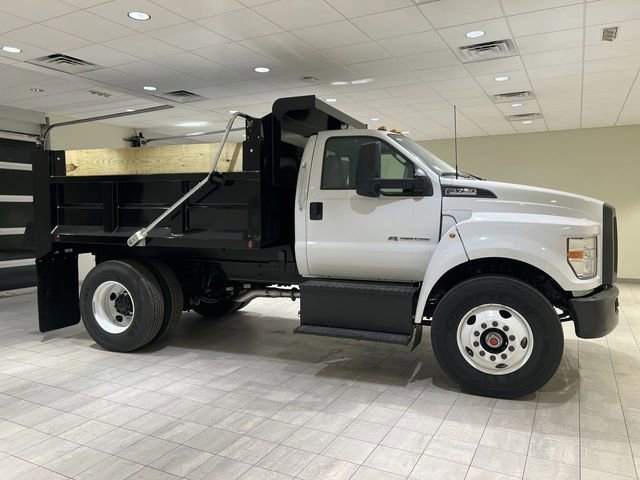 New 2026 Ford F750 2WD Regular Cab Super Duty image 6