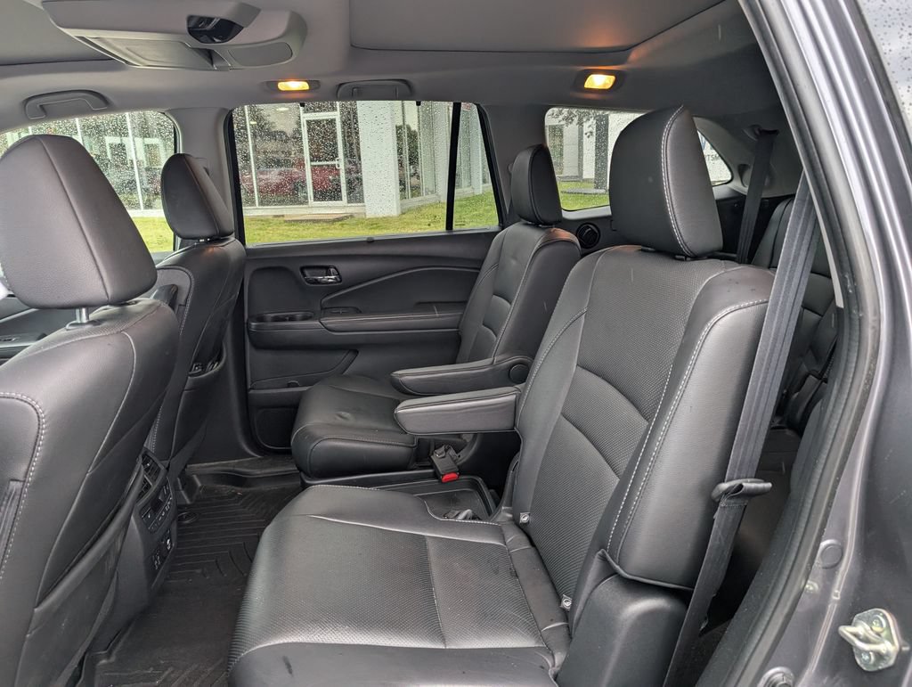 Used 2019 Honda Pilot Elite image 20