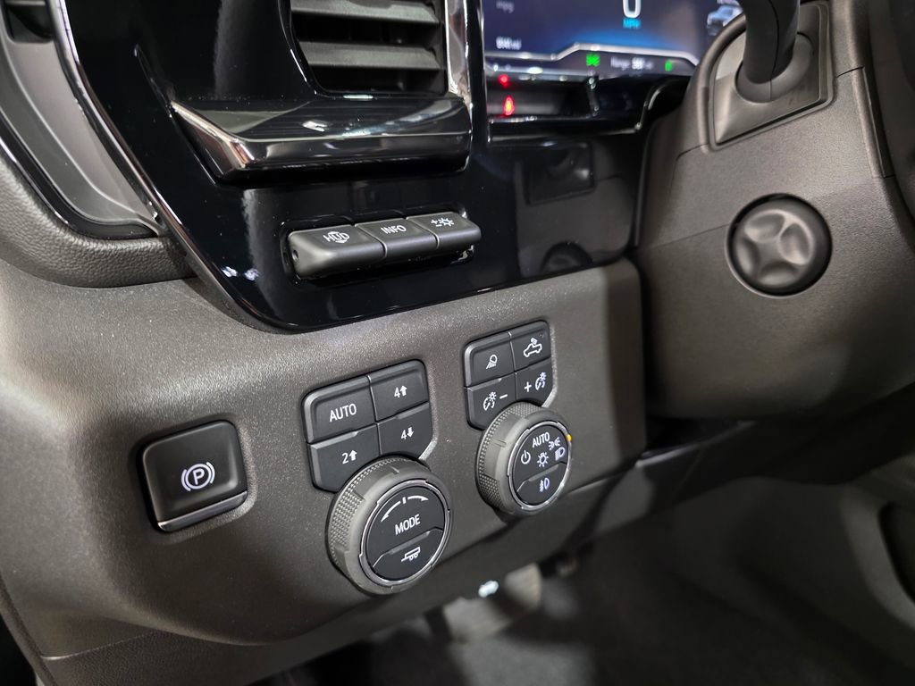 Certified 2025 Chevrolet Silverado 1500 ZR2 w/ Technology Package AWD/4WD image 29