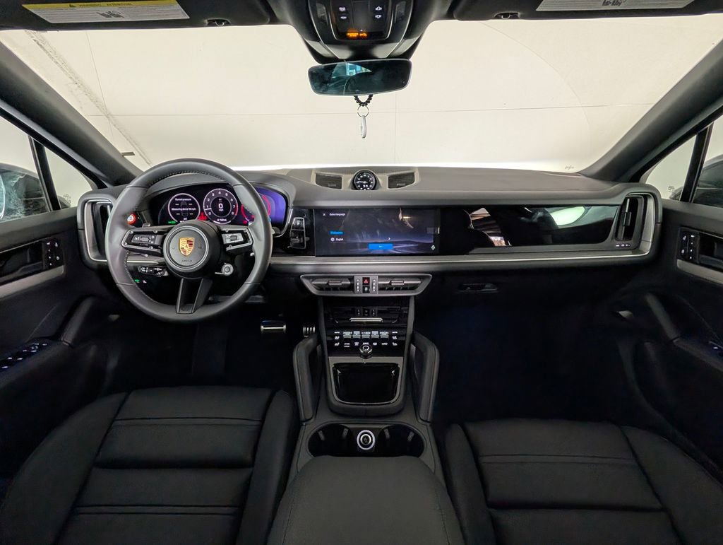 Certified 2025 Porsche Cayenne S image 20