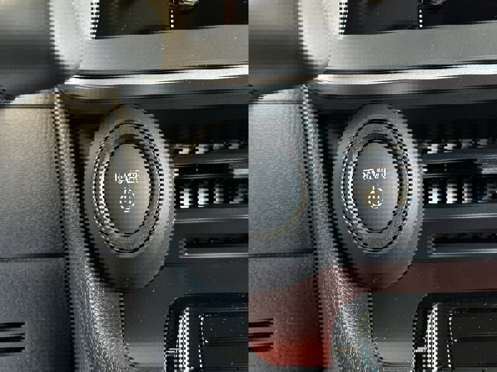 New 2026 Toyota Prius Plug-In Hybrid FWD image 20