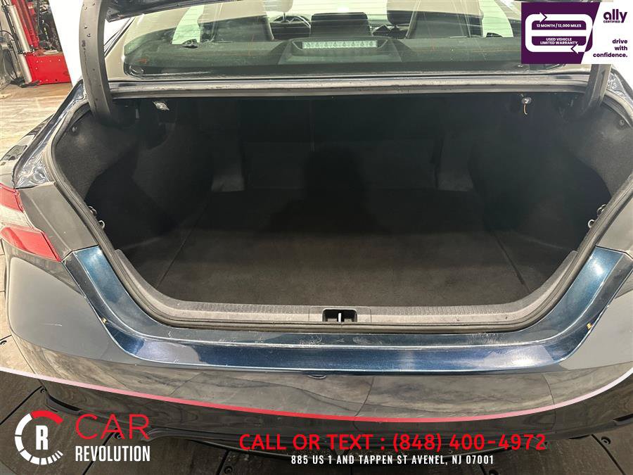 Used 2021 Toyota Camry SE FWD image 36