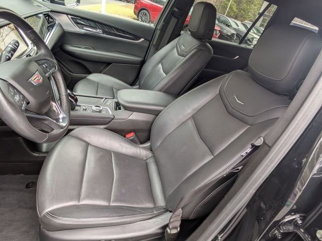 Used 2023 Cadillac XT6 Premium Luxury image 19