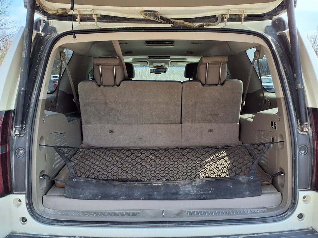 Used 2015 Chevrolet Suburban LTZ AWD/4WD image 8