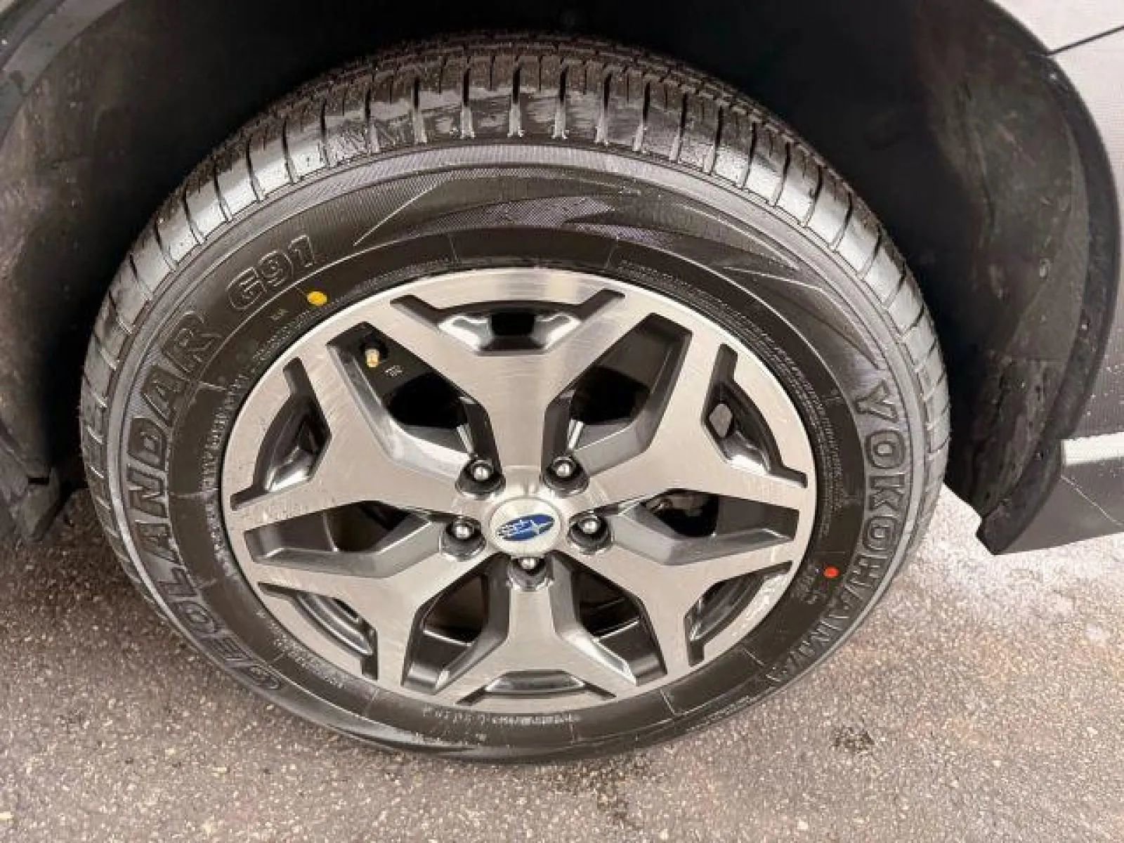 Used 2022 Subaru Forester Premium AWD/4WD image 40